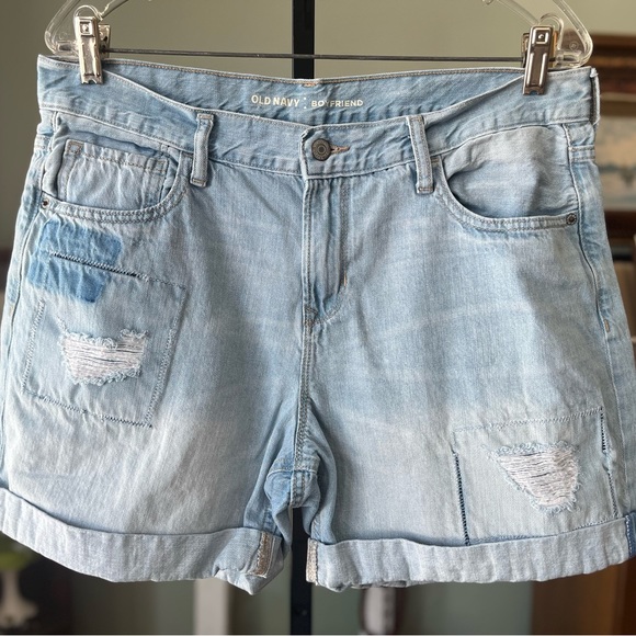 OLD NAVY SIZE 12 BOYFRIEND SHORT - Picture 2 of 15
